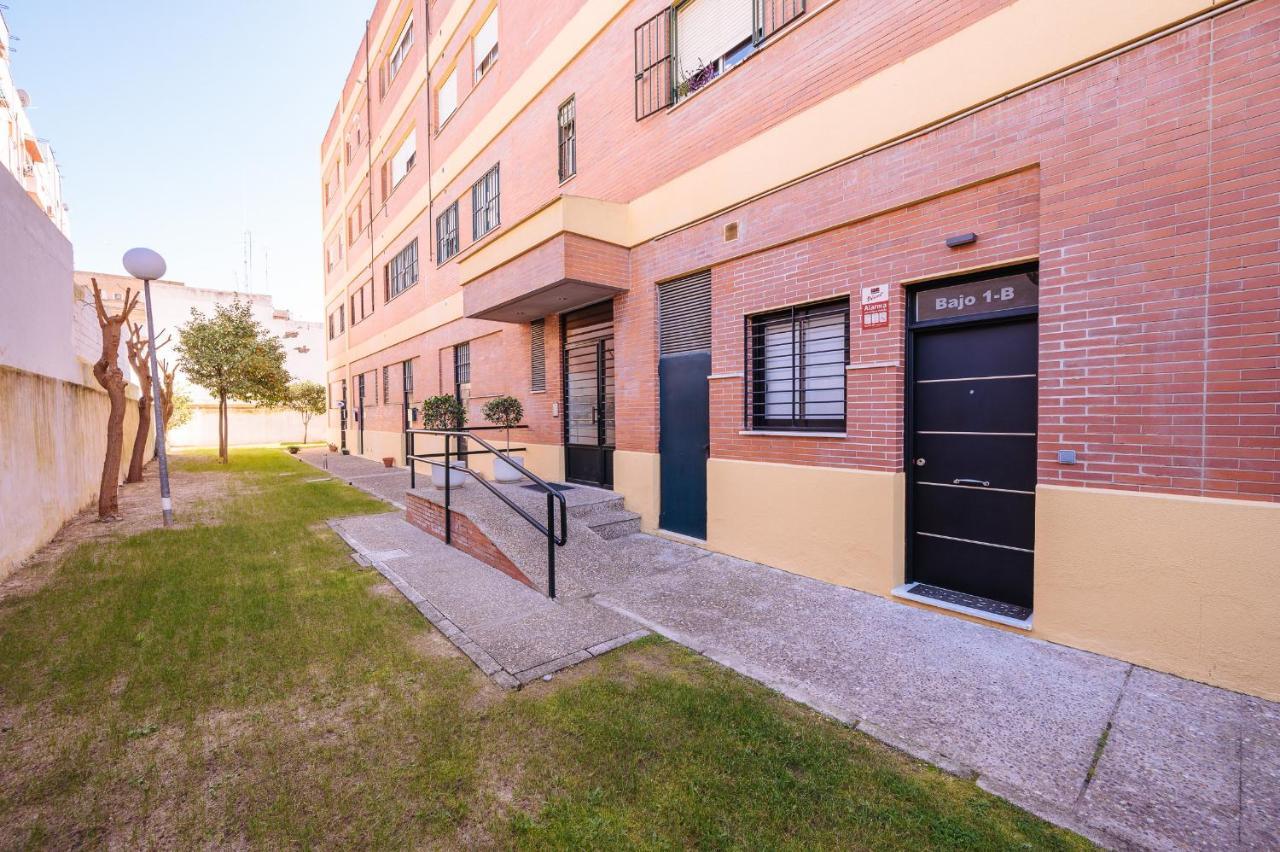 Urban Pulses Nervion Sevilha Exterior foto